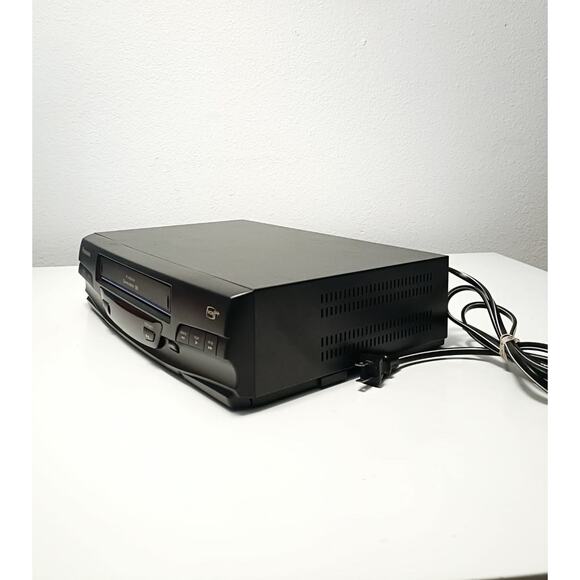 Panasonic Omnivision Blue Line VCR VHS Player PV-V4020 No Remote Tested Working - Picture 2 of 5